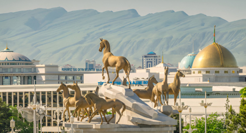 Ashgabat: La Citt di Marmo Quasi Impossibile da Visitare